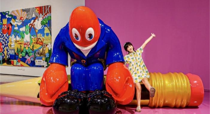 IP-themed Sculptures